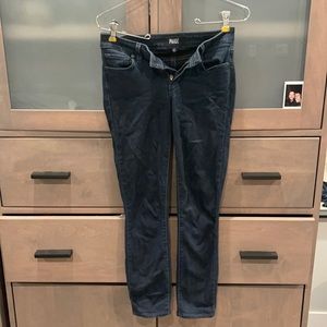 Paige size 23 skinny jeans stretchy comfy